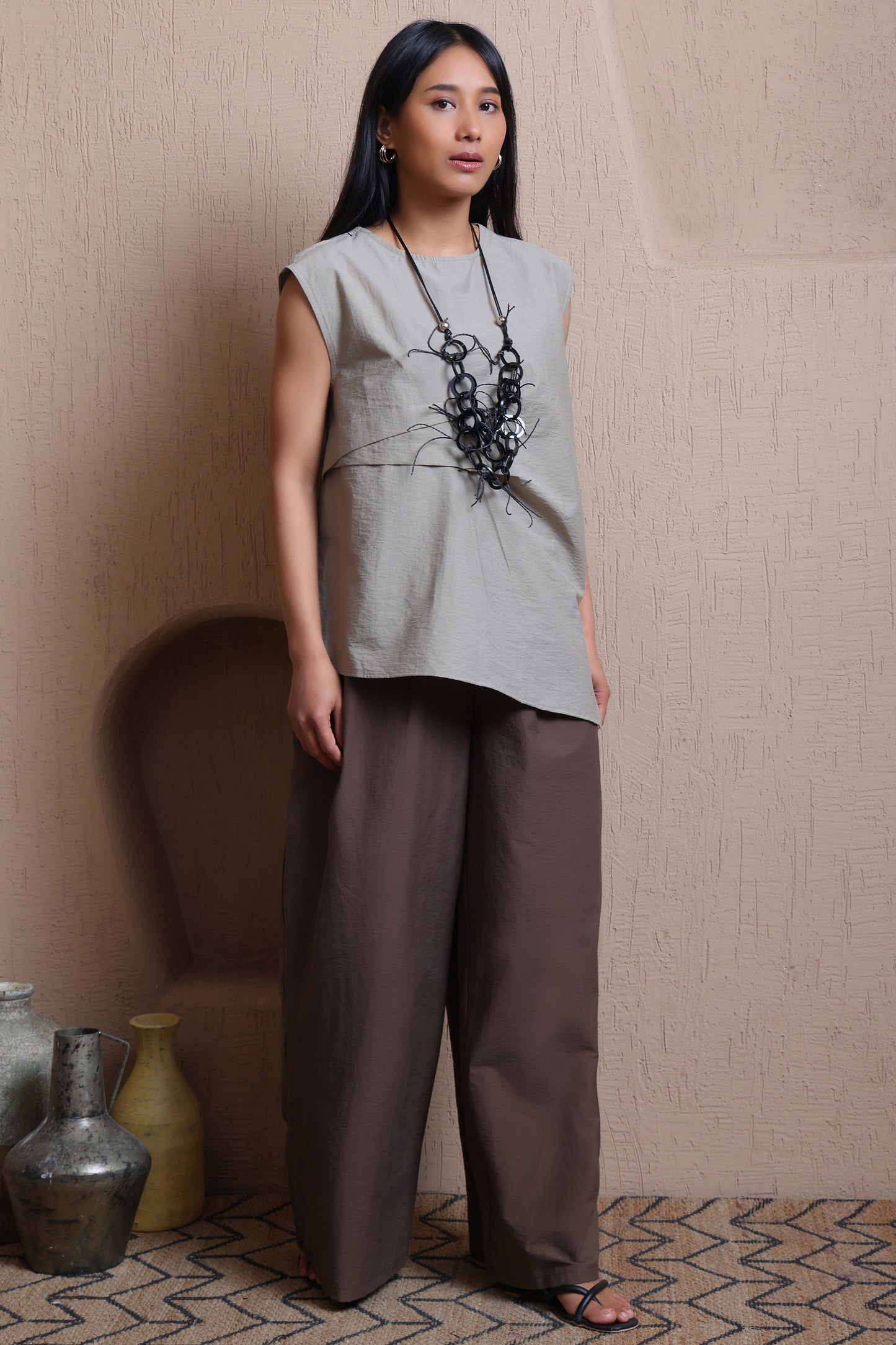 Solid Top With Statement Necklace -  Meiala