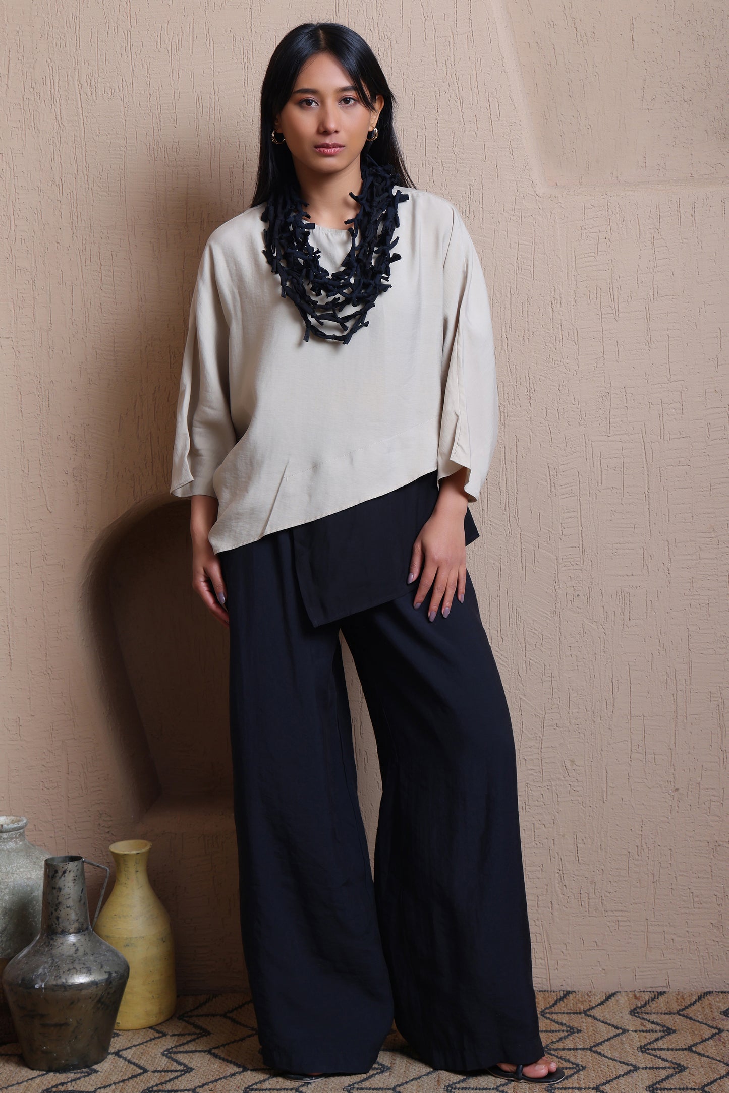 Asymmetric layered top  -  Meiala