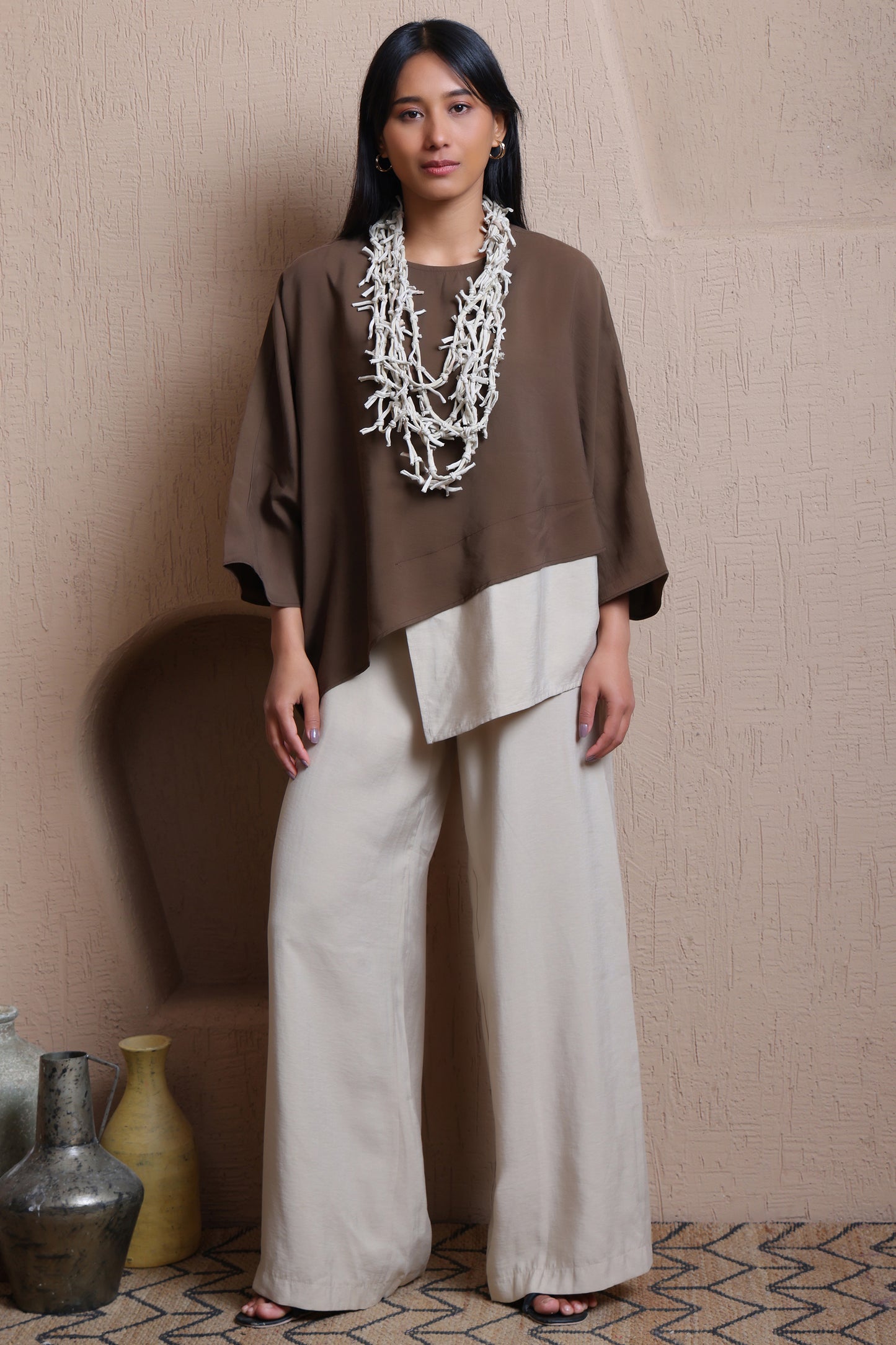 Asymmetric layered top  -  Meiala