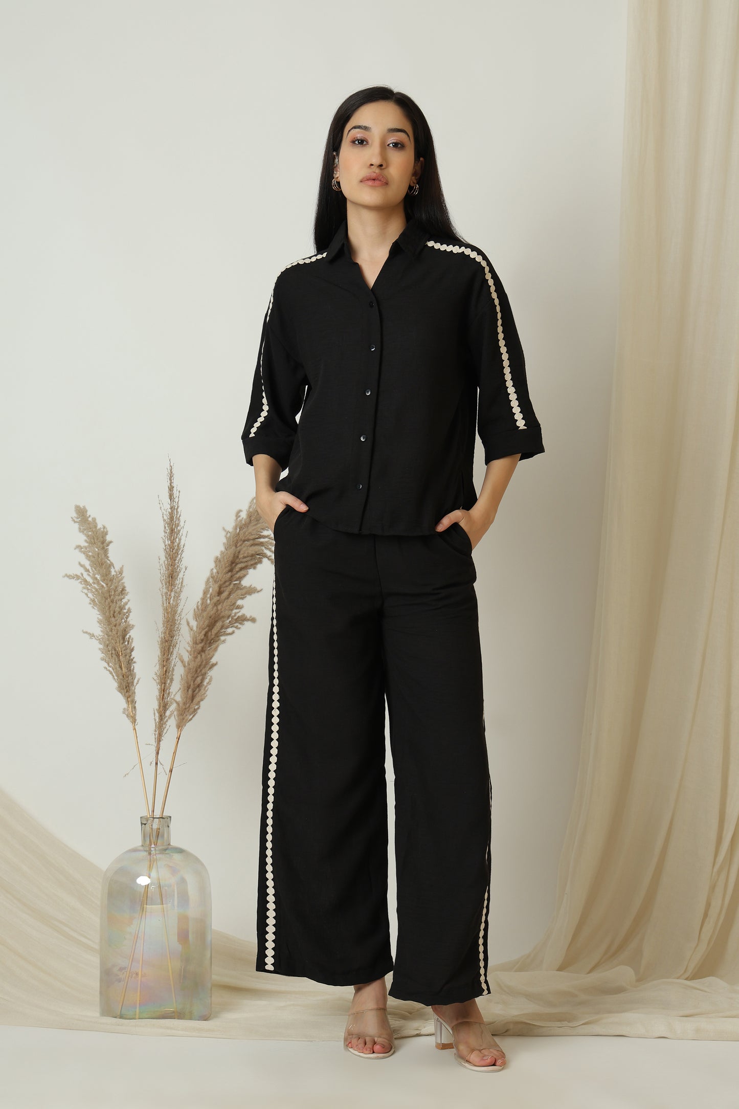 Embroidery Taping Coord Set - Meiala
