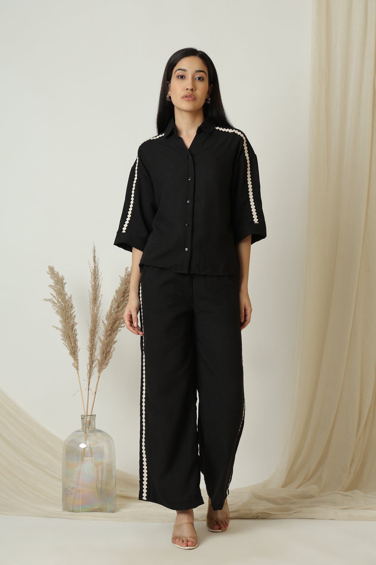 Embroidery Taping Coord Set - Meiala