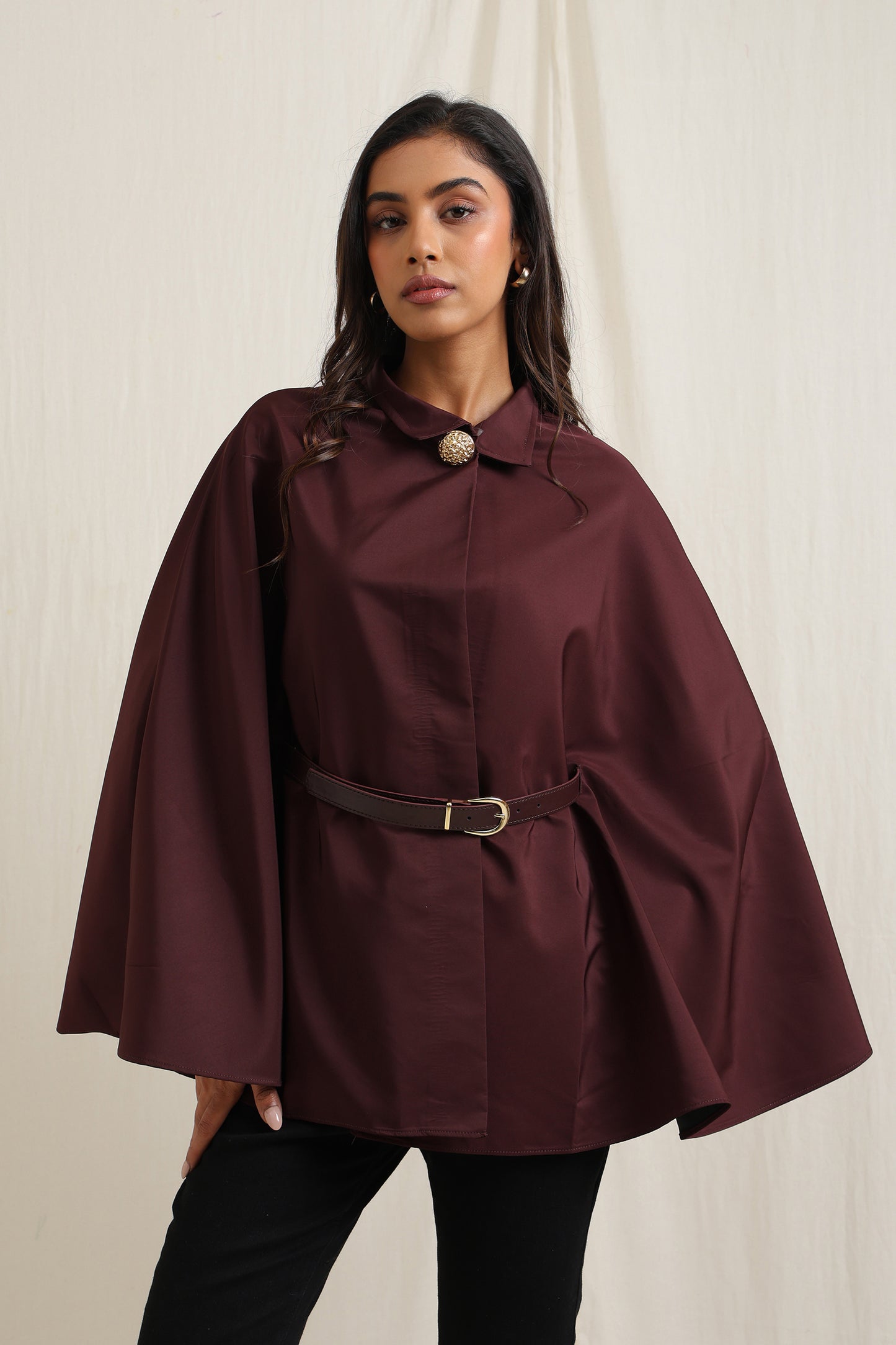 Belted Cape - Meiala