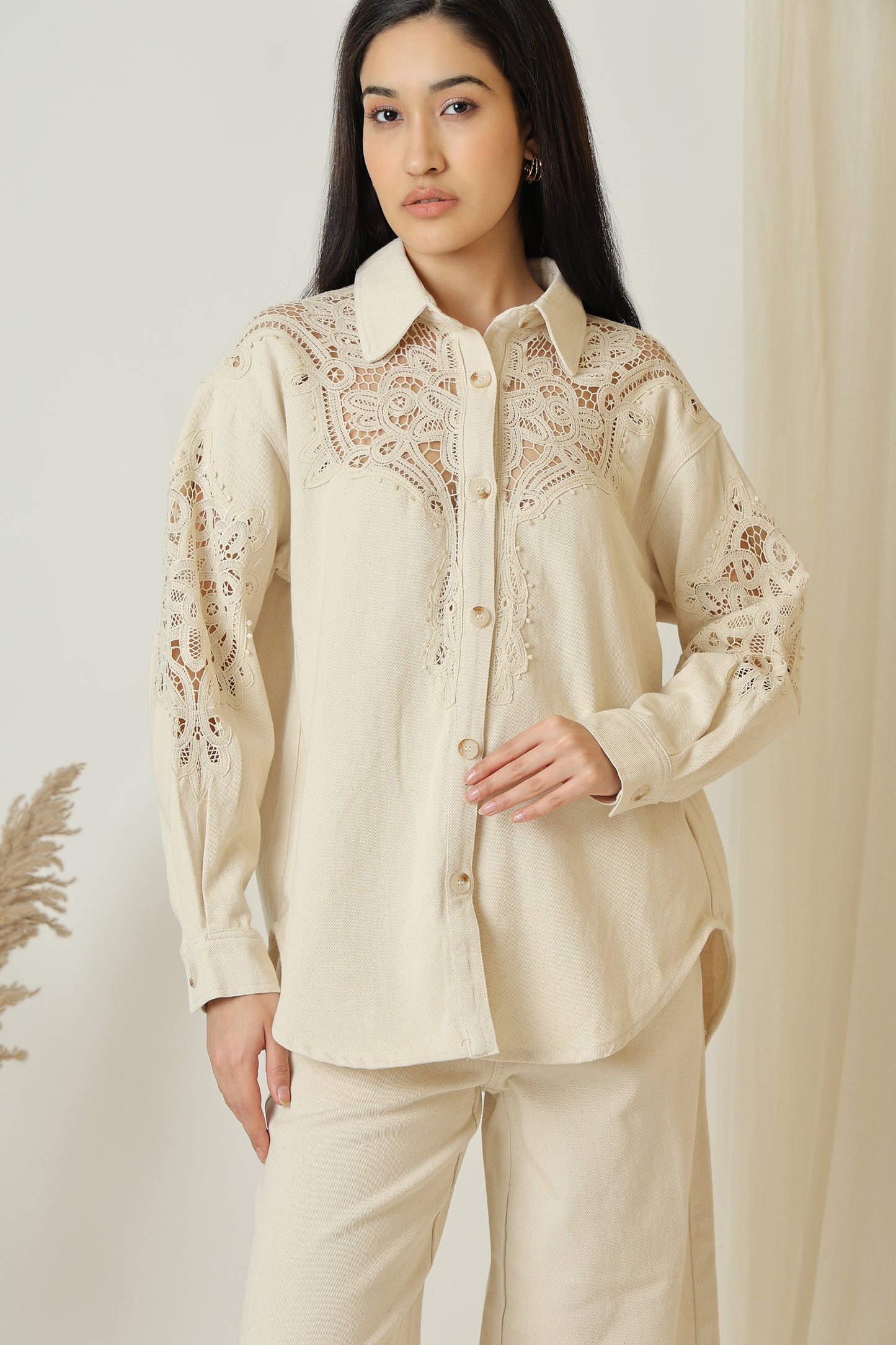 Top With Lace Detailing - Meiala