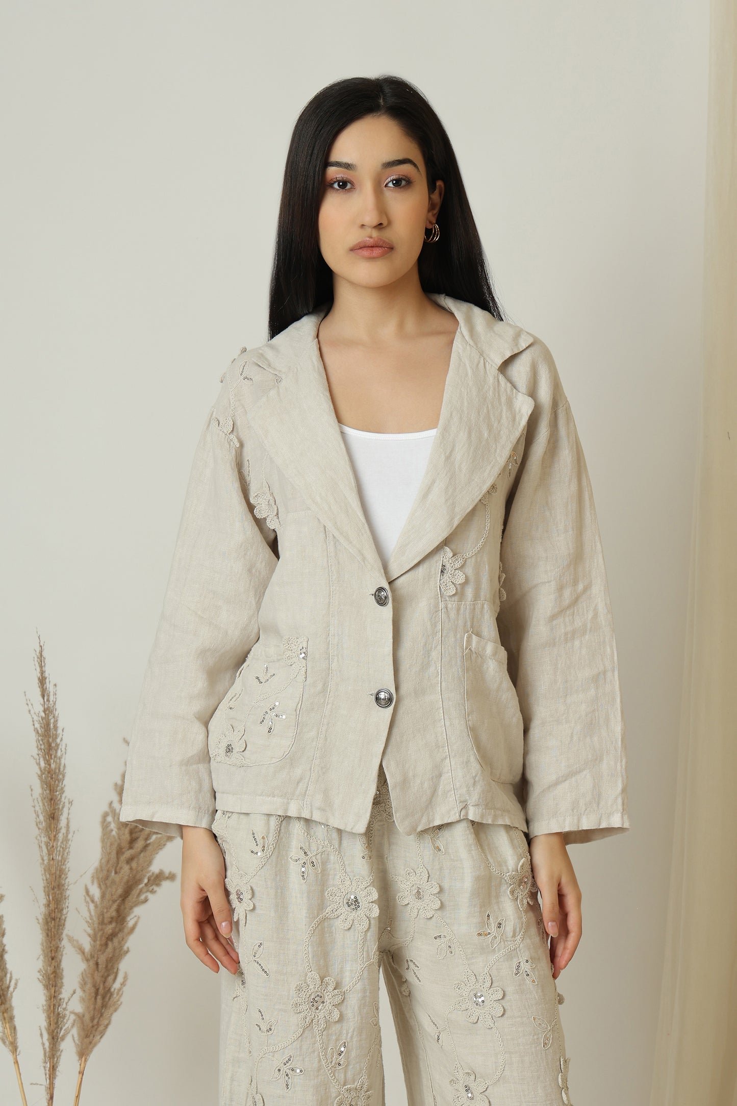 Linen Floral Embroidery Blazer - Meiala