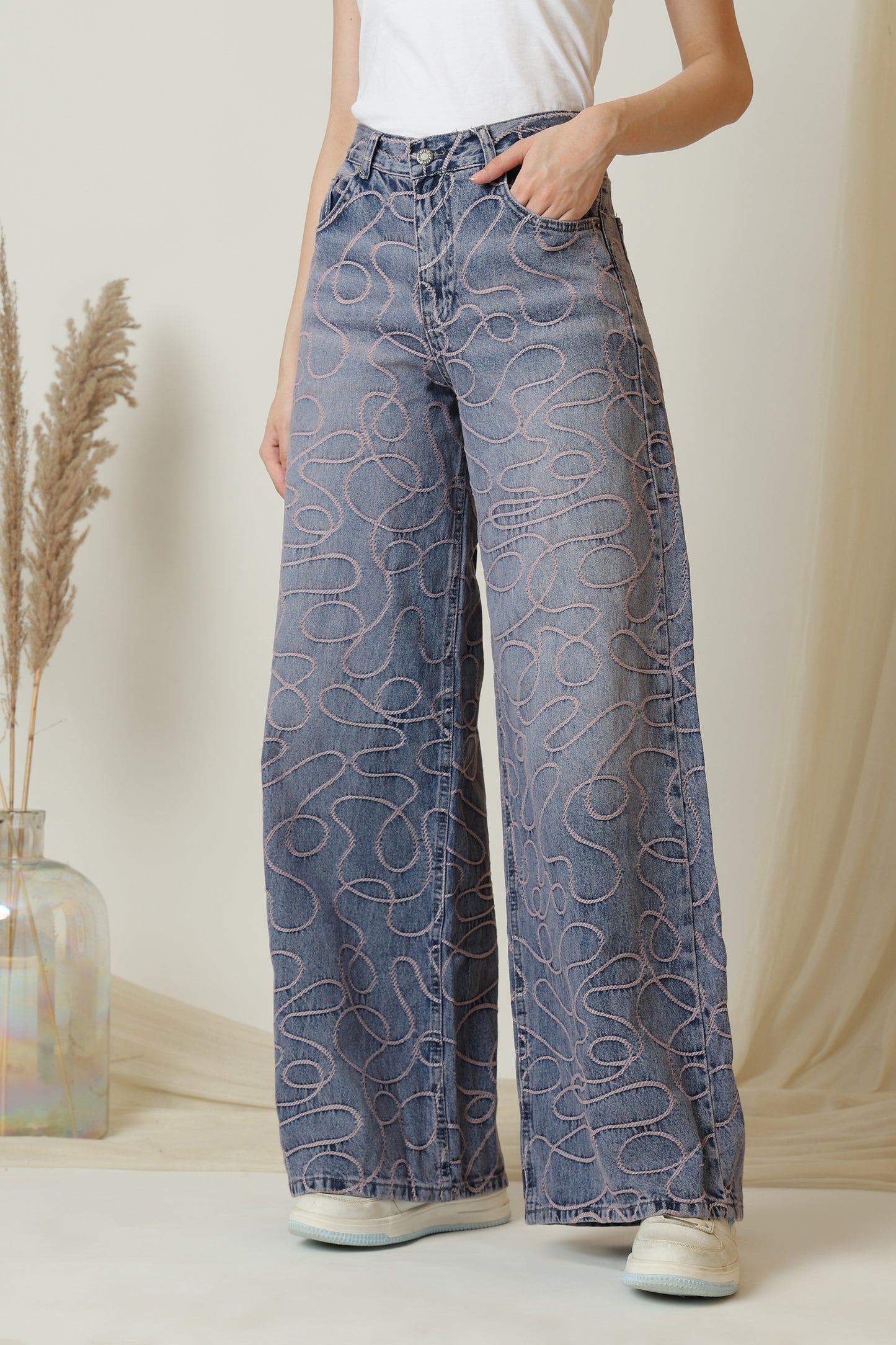 Abstract Lines Straight Fit High Wasit Jeans - Meiala
