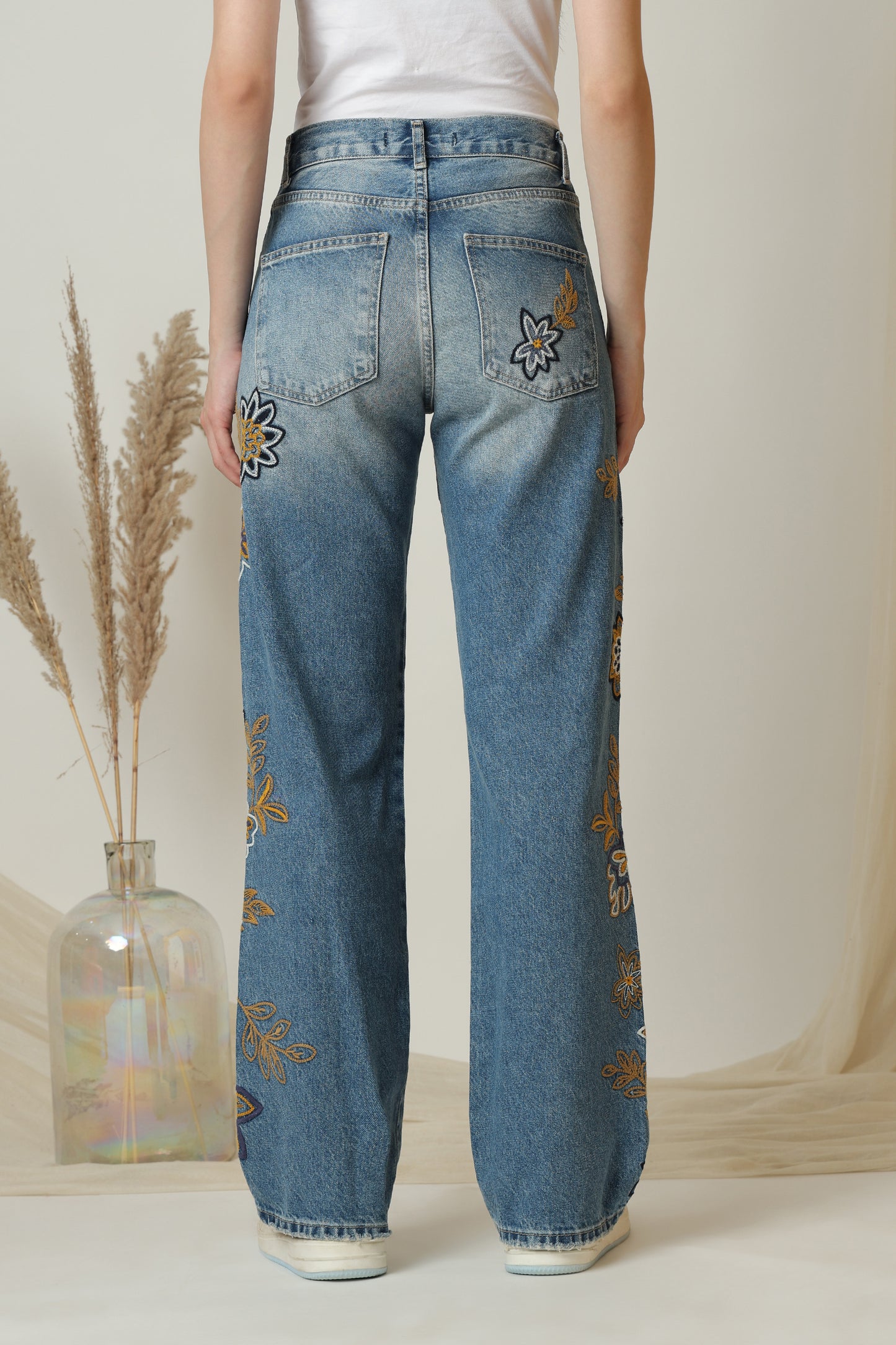 Floral Pattern Rippeded Loose Fit Jeans - Meiala