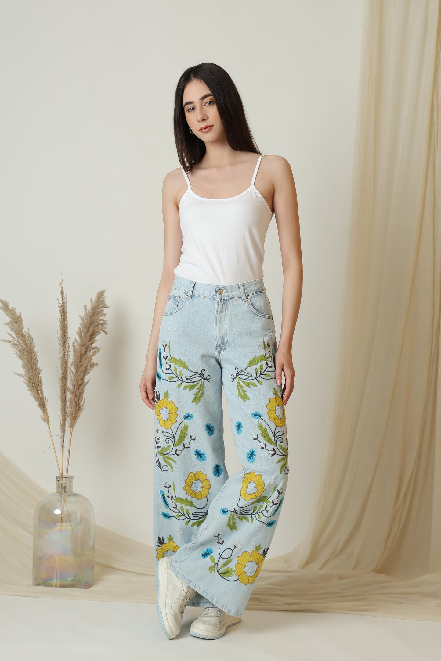 Daisy Floral Embroidery Palazzo Fit Jeans - Meiala