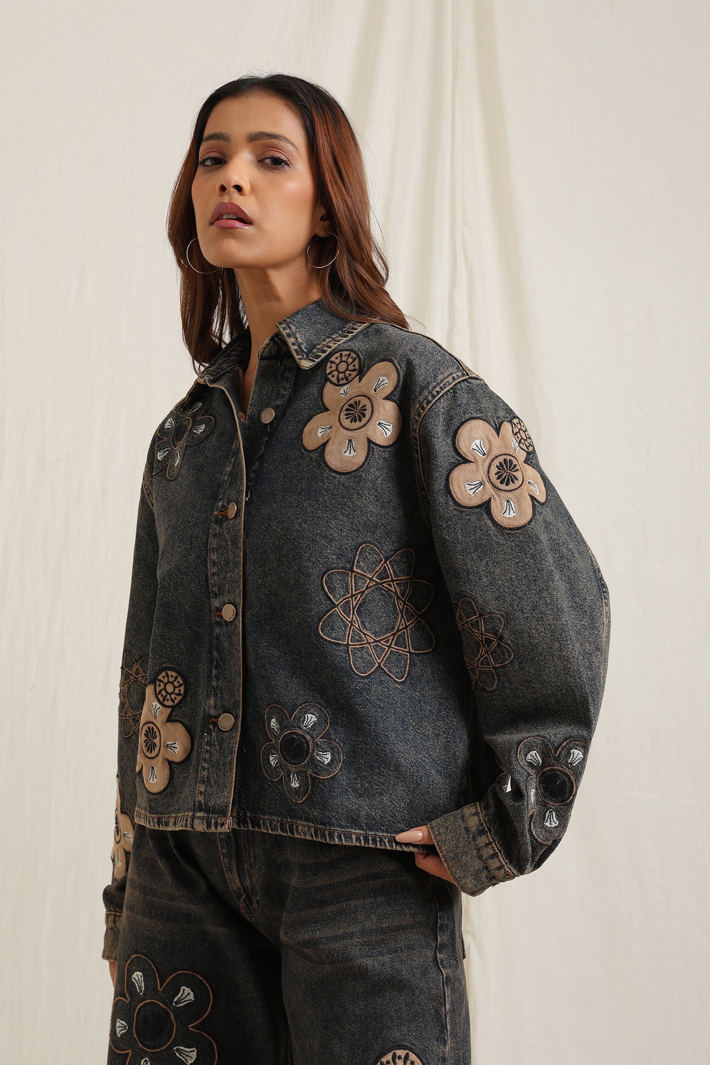 Embroidered Jacket - Meiala