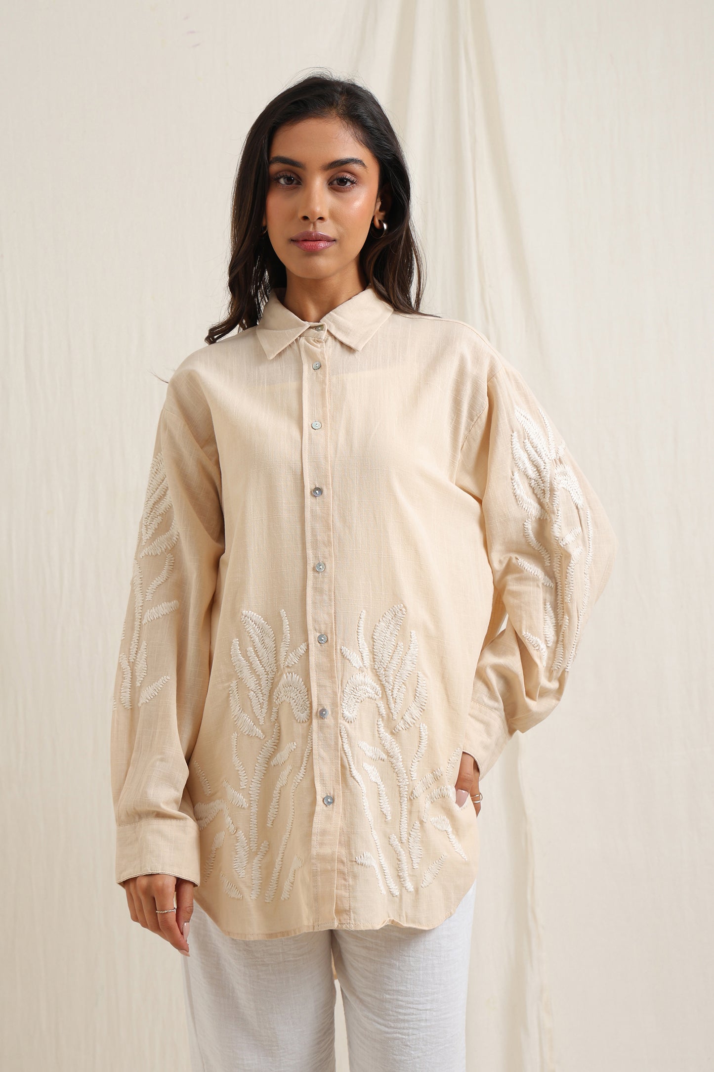 Hem Embroidery Detail Shirt - Meiala