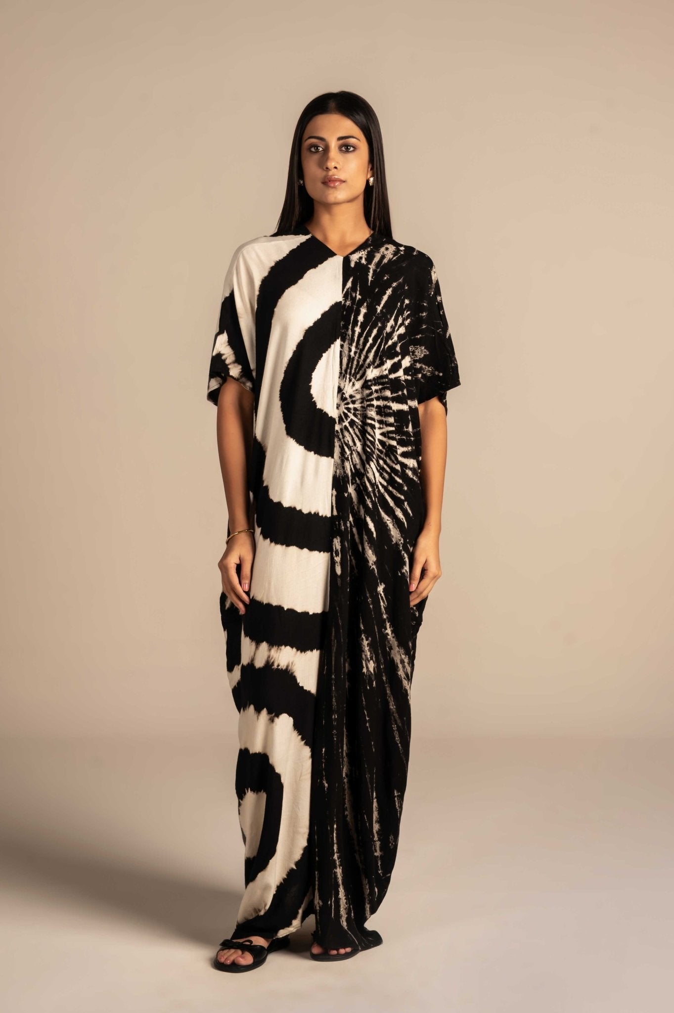 Bold black and beige tie - dye kaftan with striking abstract patterns - Meiala Official