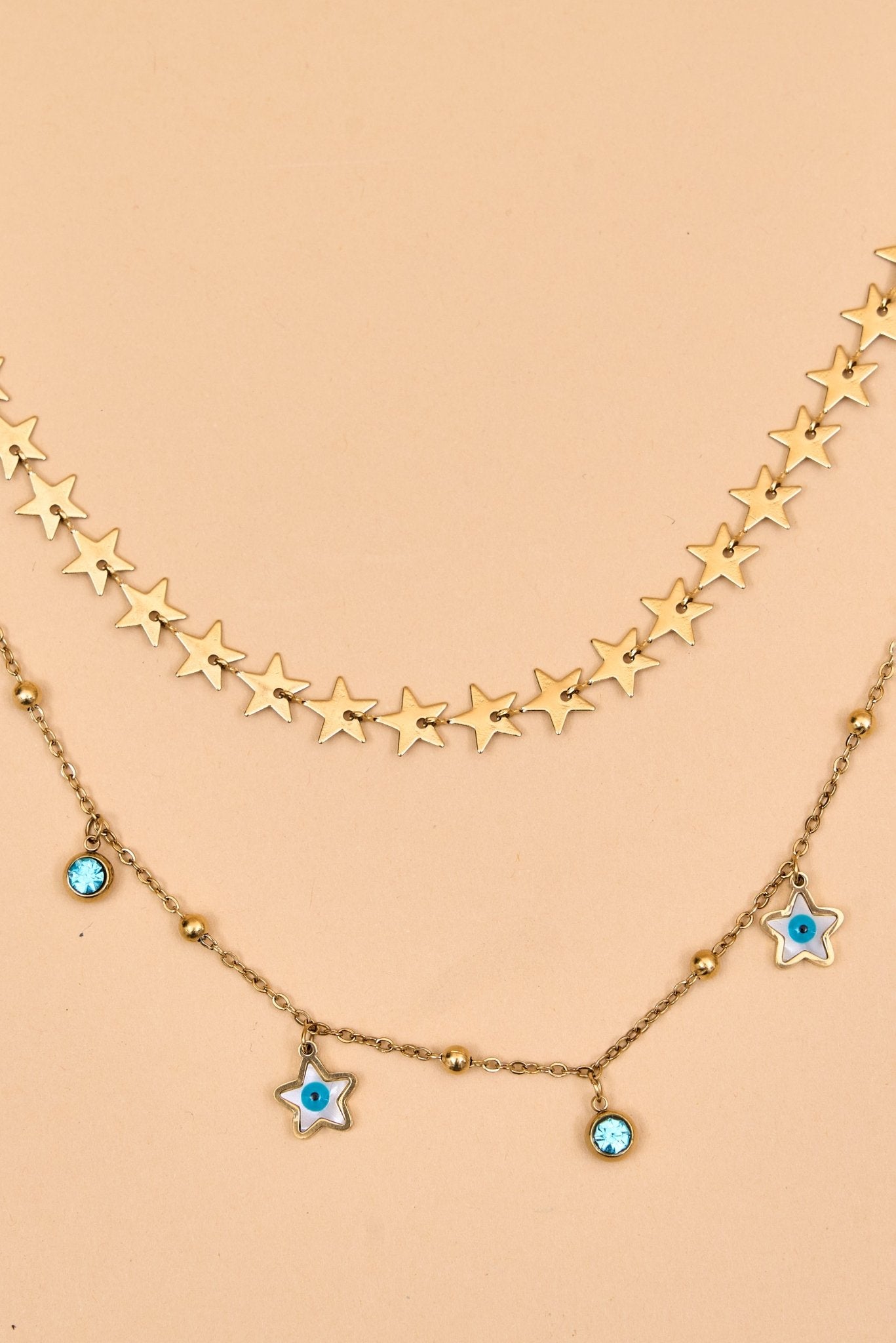 Gold star - themed necklace with playful details. - Meiala Official