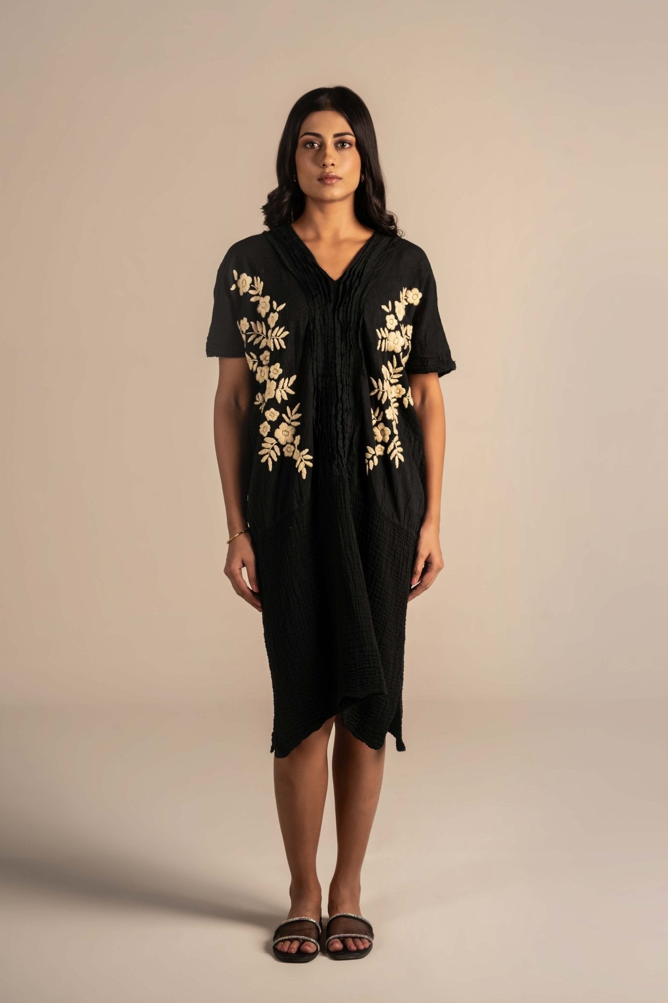Half sleeves dress with white floral embroidery - Meiala Official