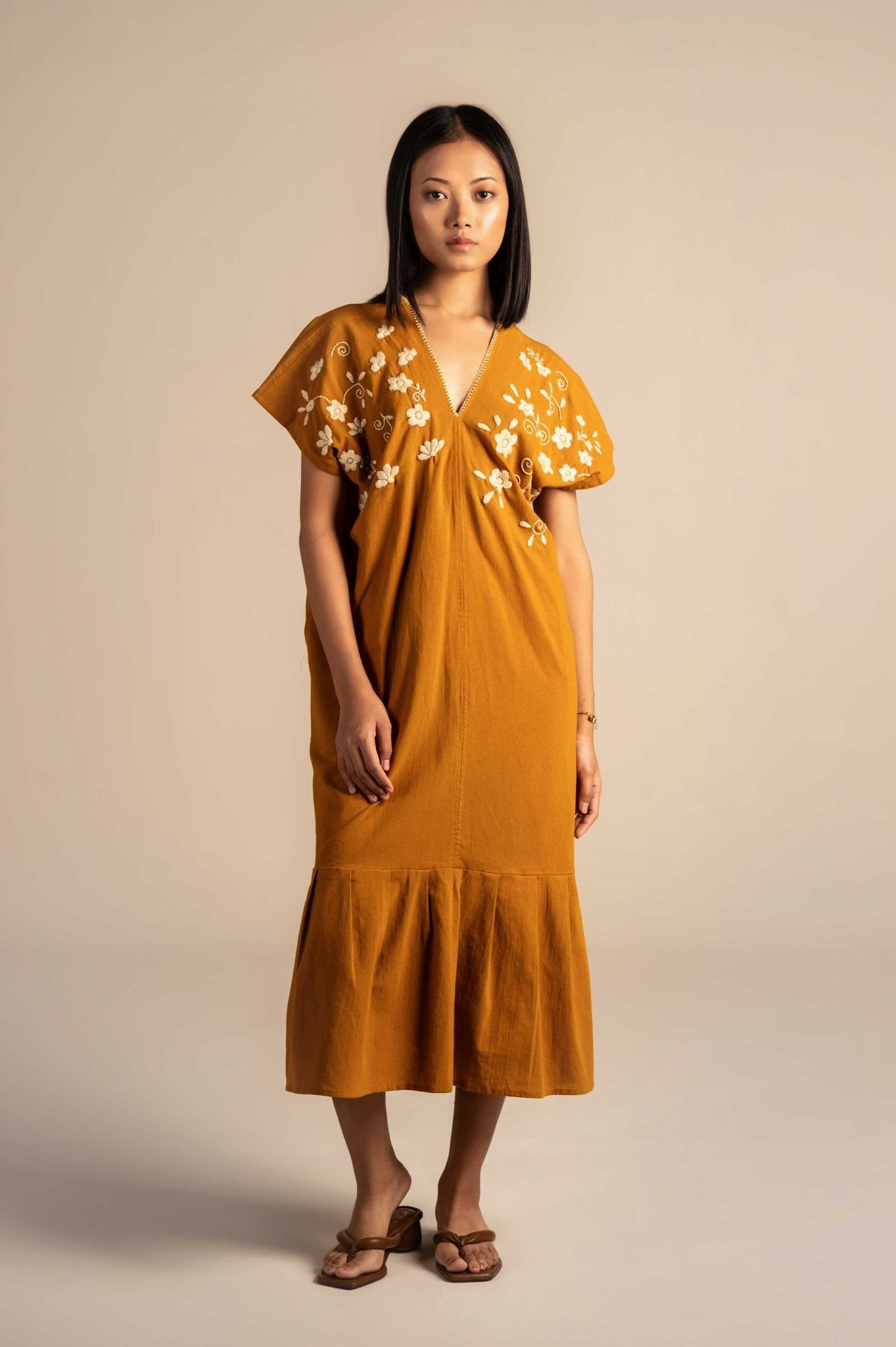 Half sleeves dress with white floral embroidery detailing - Meiala Official