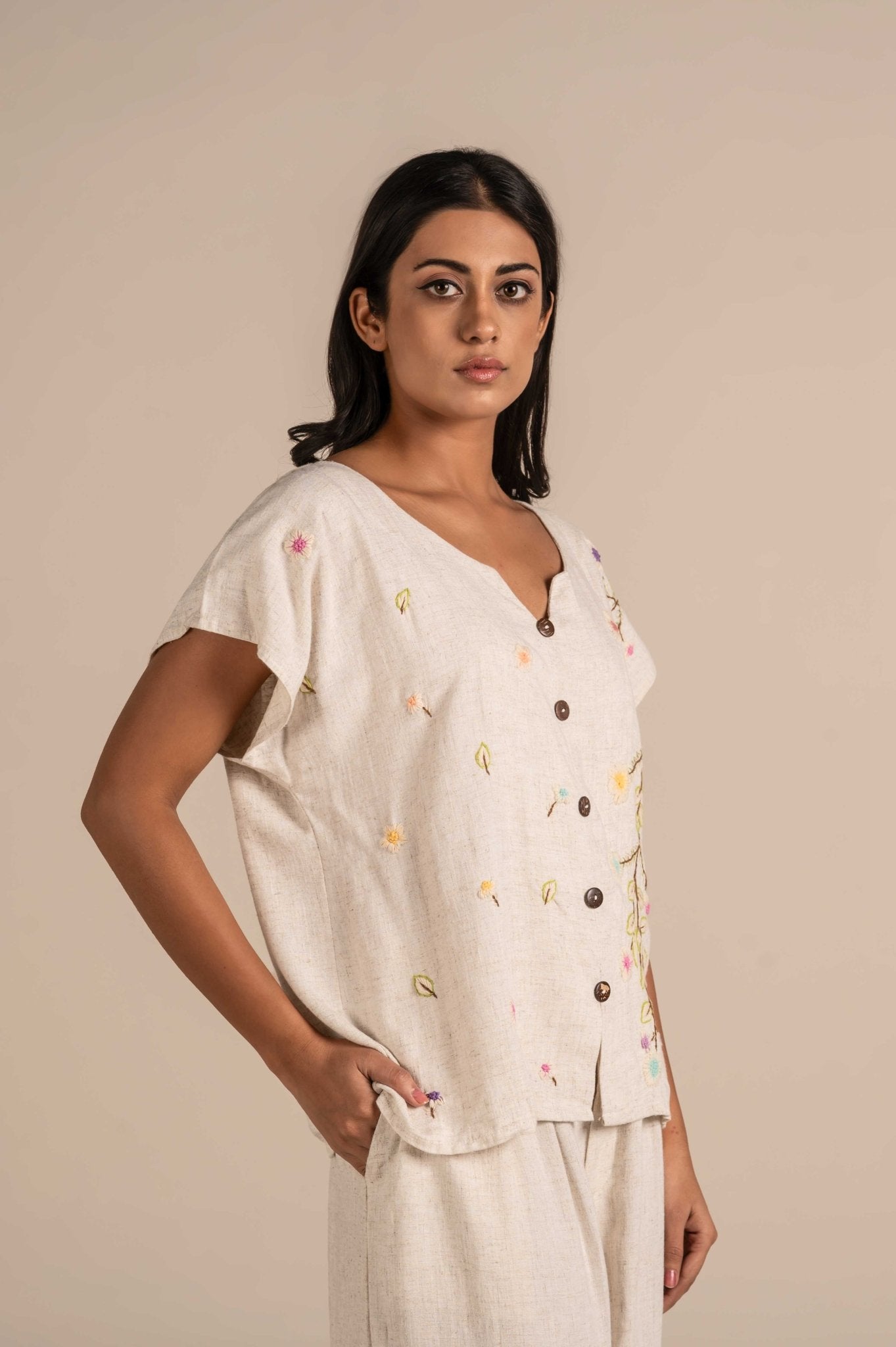Half sleeves top with hand embroidery - Meiala Official