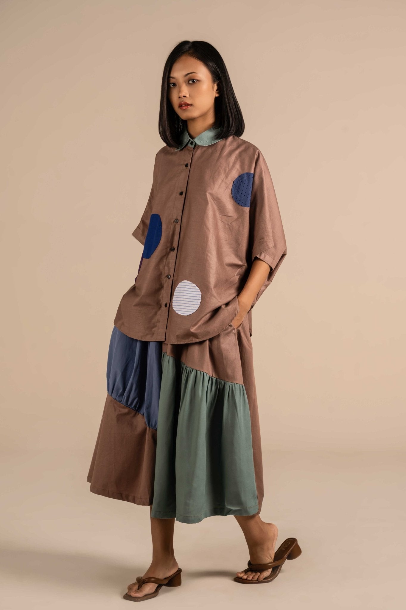 Relaxed shirt with contrast collar and patches - Meiala Official