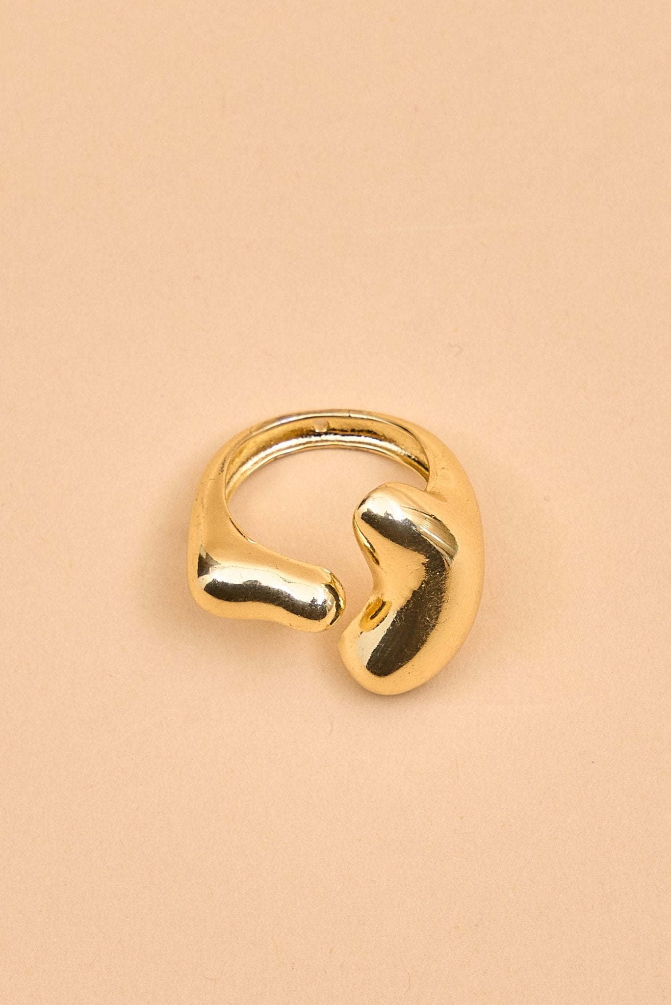 Sculptural gold statement ring - Meiala Official
