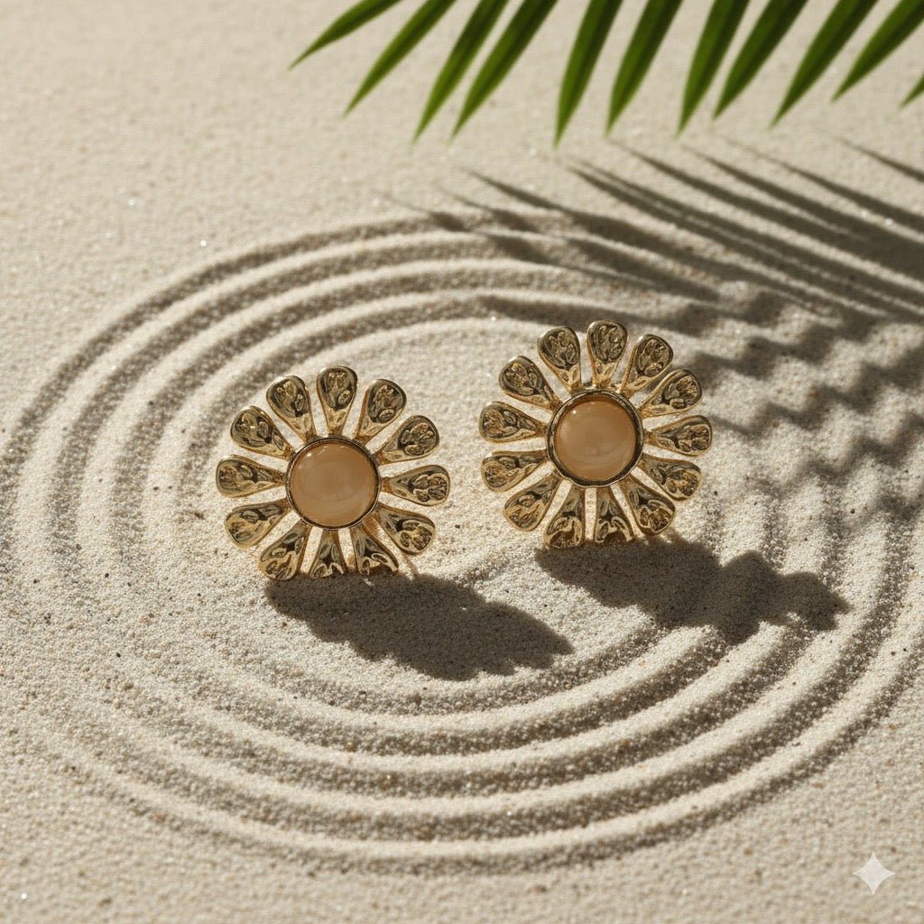 Textured Daisy Studs - Meiala Official