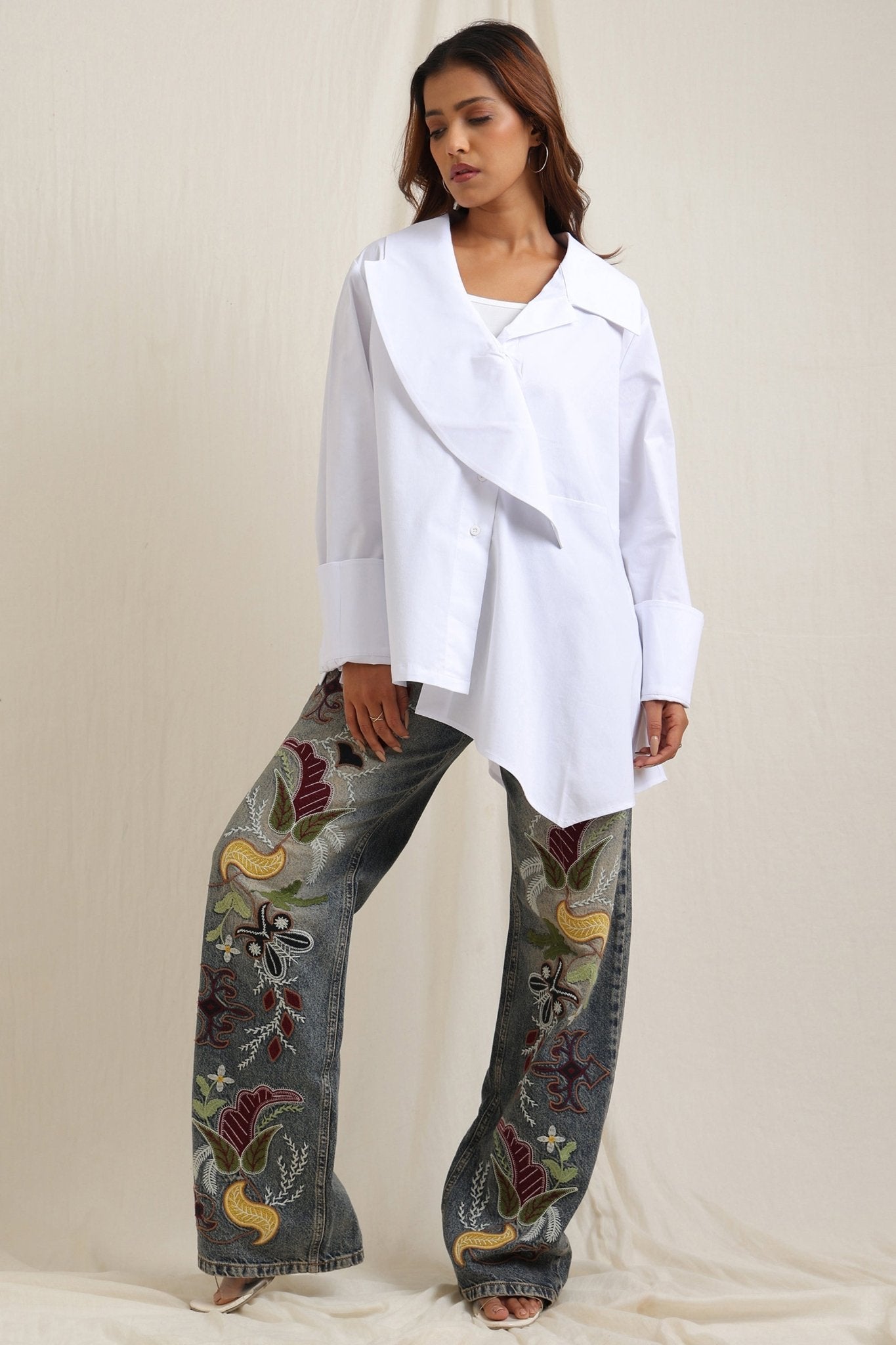 White Shirt - Meiala Official